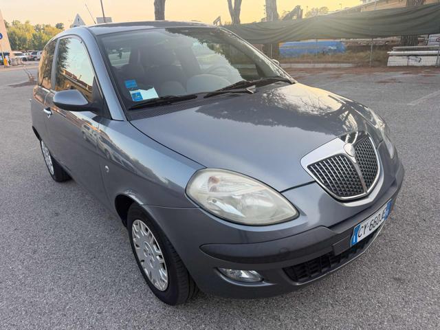 LANCIA Ypsilon 1.2 senza nessun lavoro da fare