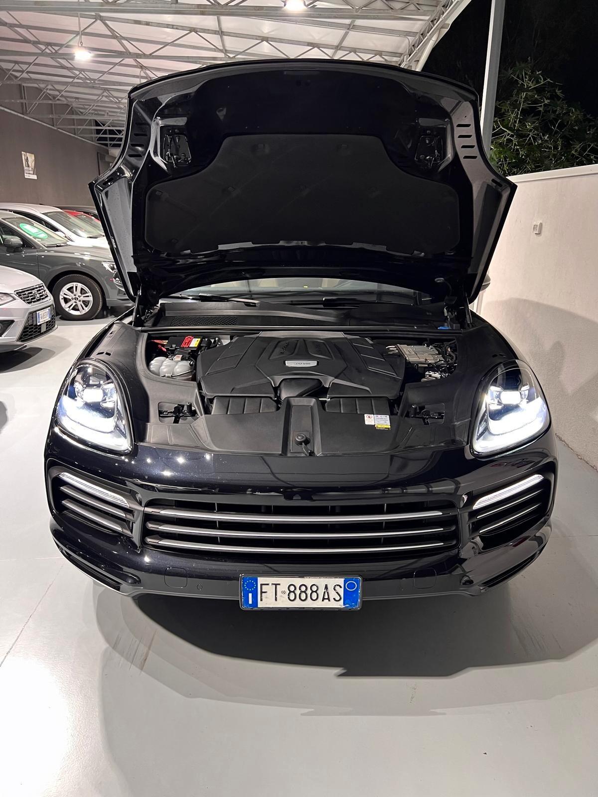 Porsche Cayenne 3.0 V6