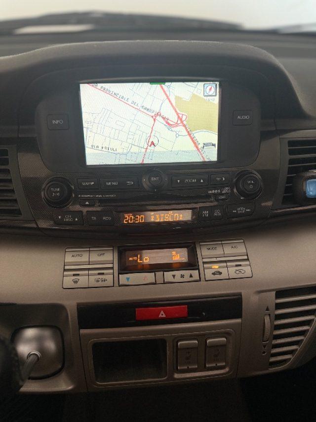 HONDA FR-V 1.8 16V i-VTEC Executive Navi LH