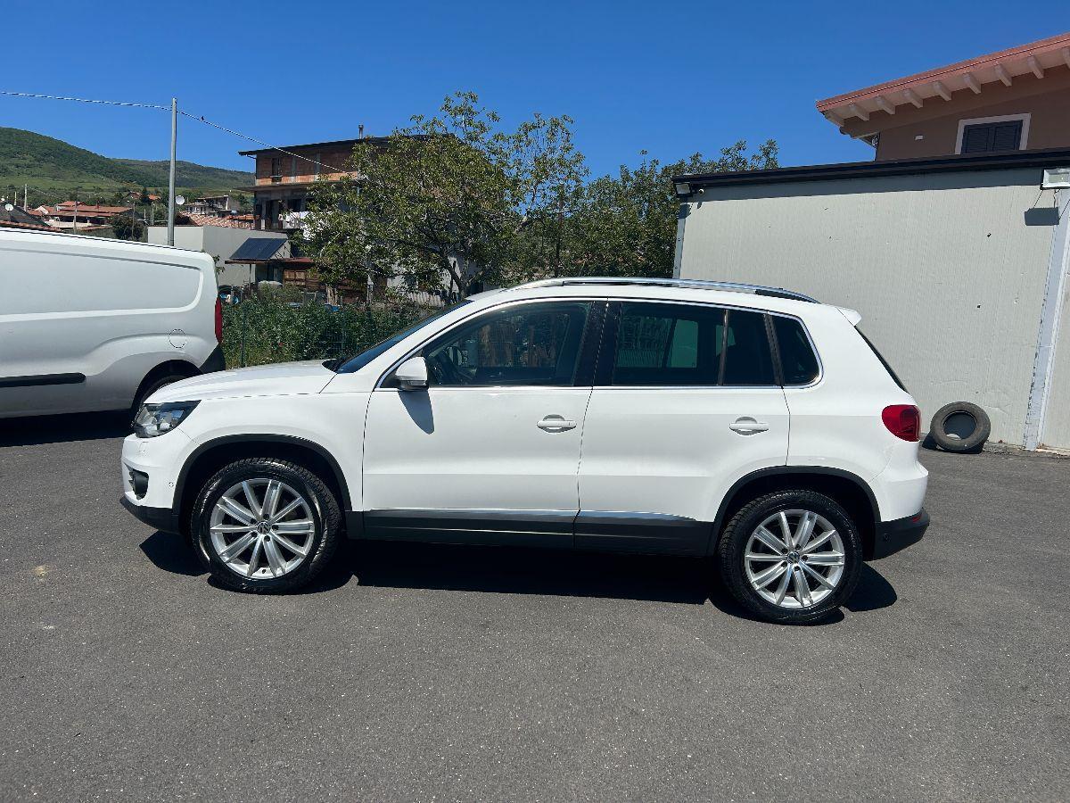 VOLKSWAGEN - Tiguan - 2.0 TDI 140 CV Sport & Style BlueMotion Technology
