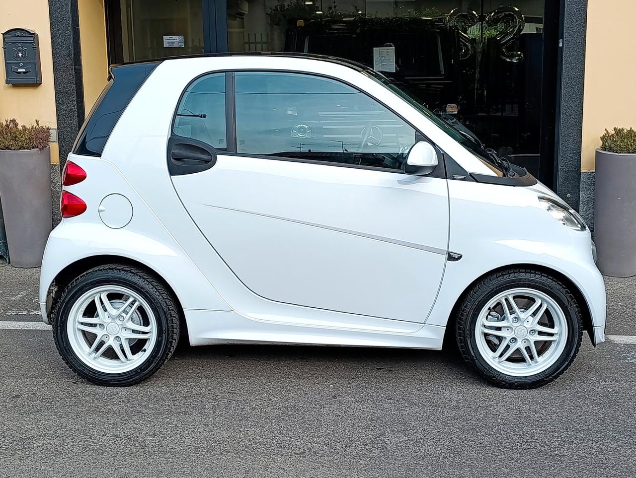 Smart ForTwo 1.0 71cv MHD coupé Brabus Style