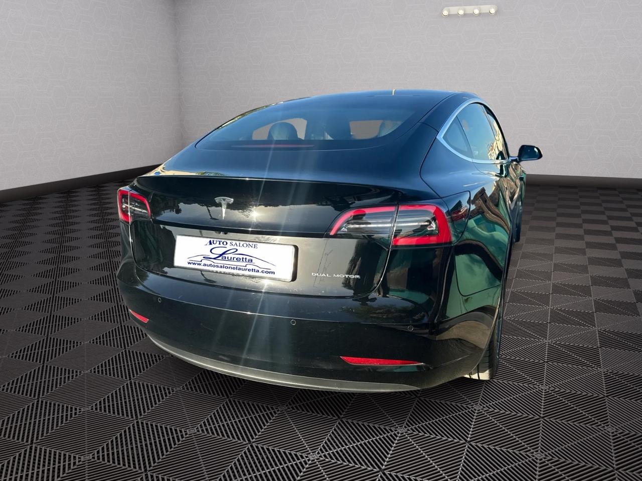 Tesla Model 3 Long Range Dual Motor AWD