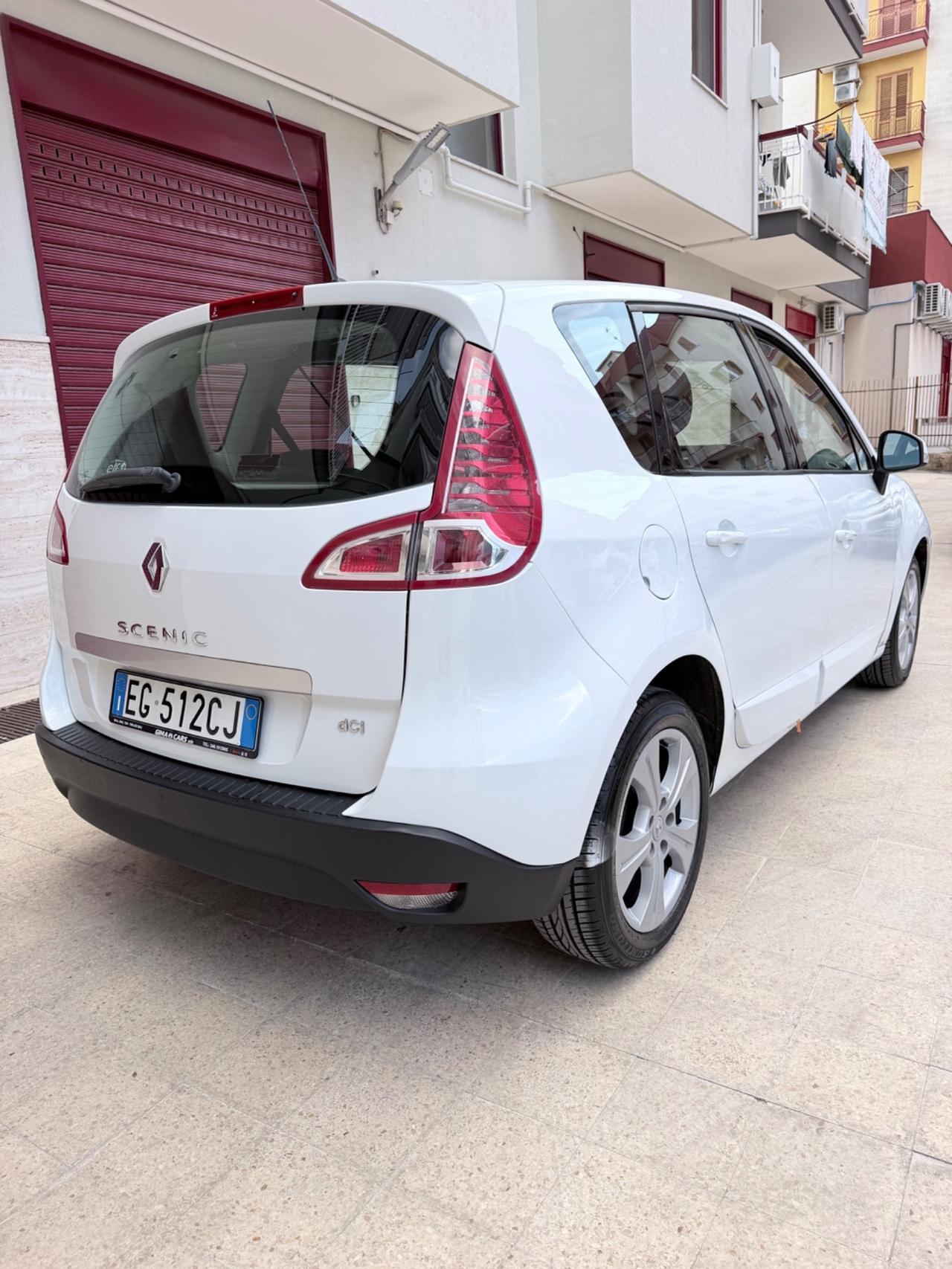 Renault Scénic X-Mod 1.5 dCi 110CV EDC Luxe