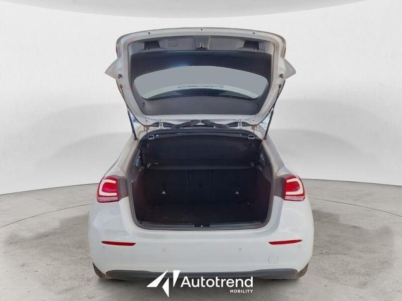 Mercedes-Benz Classe A 180 d 116 CV Automatica NAVI LED Business Extra