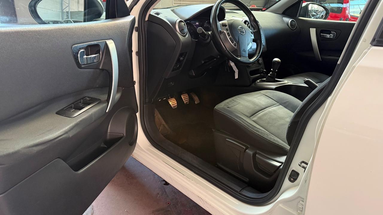 Nissan Qashqai 1.5 dCi DPF Tekna