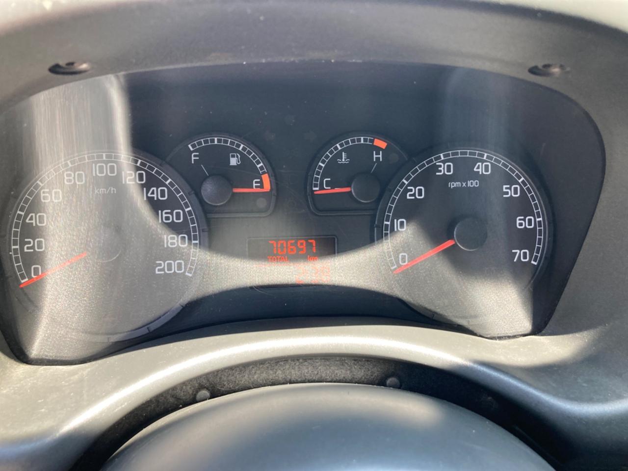 FIAT PUNTO 1.2 BENZINA 5 PORTE (KM 70.697)