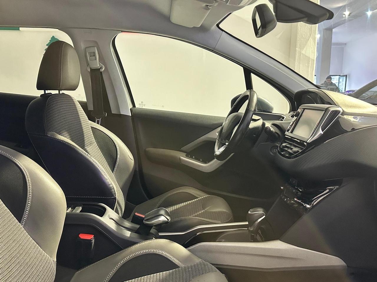 Peugeot 2008 BlueHDi 100 Allure