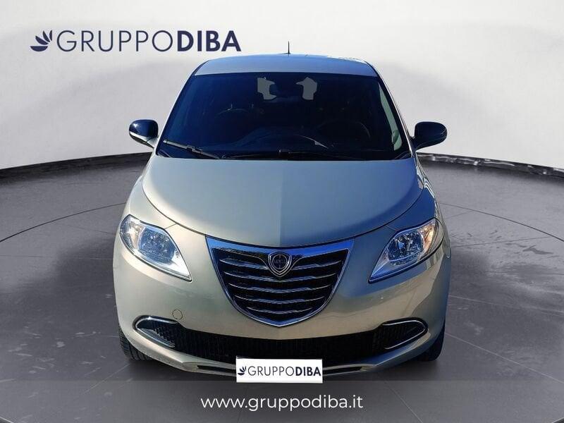 Lancia Ypsilon III 2011 Benzina 0.9 t.air Silver ecochic metano 80cv E6