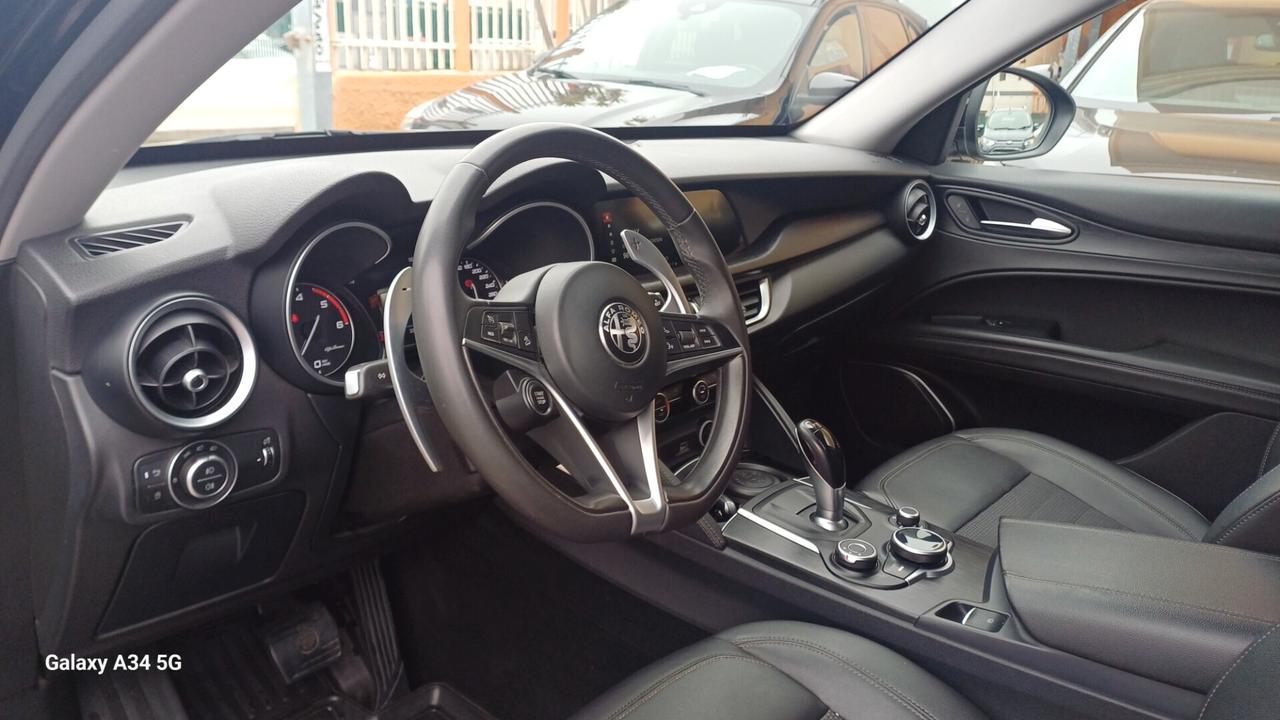 Alfa Romeo Stelvio 2.2 210 CV AT8 Q4 Executive