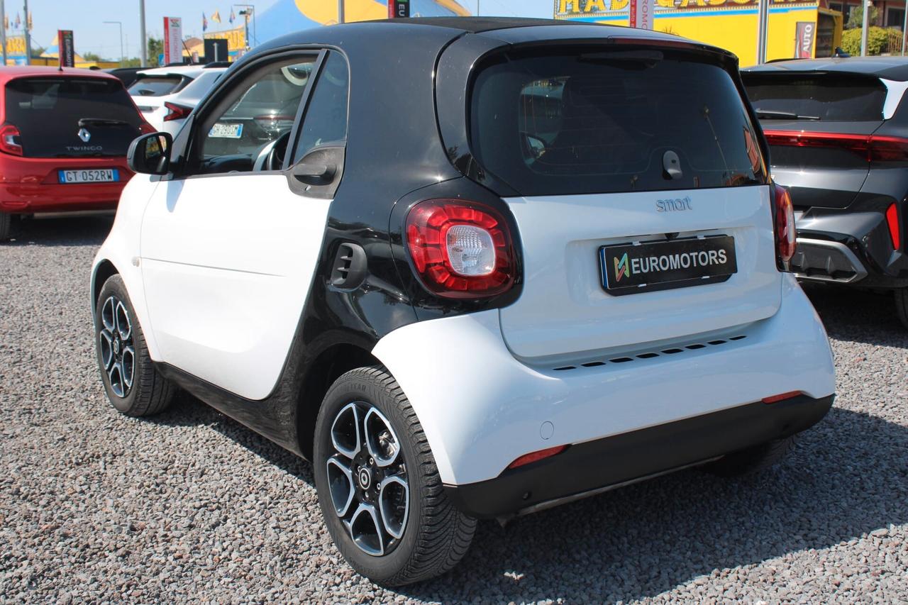 Smart ForTwo Tua A SOLI 98€