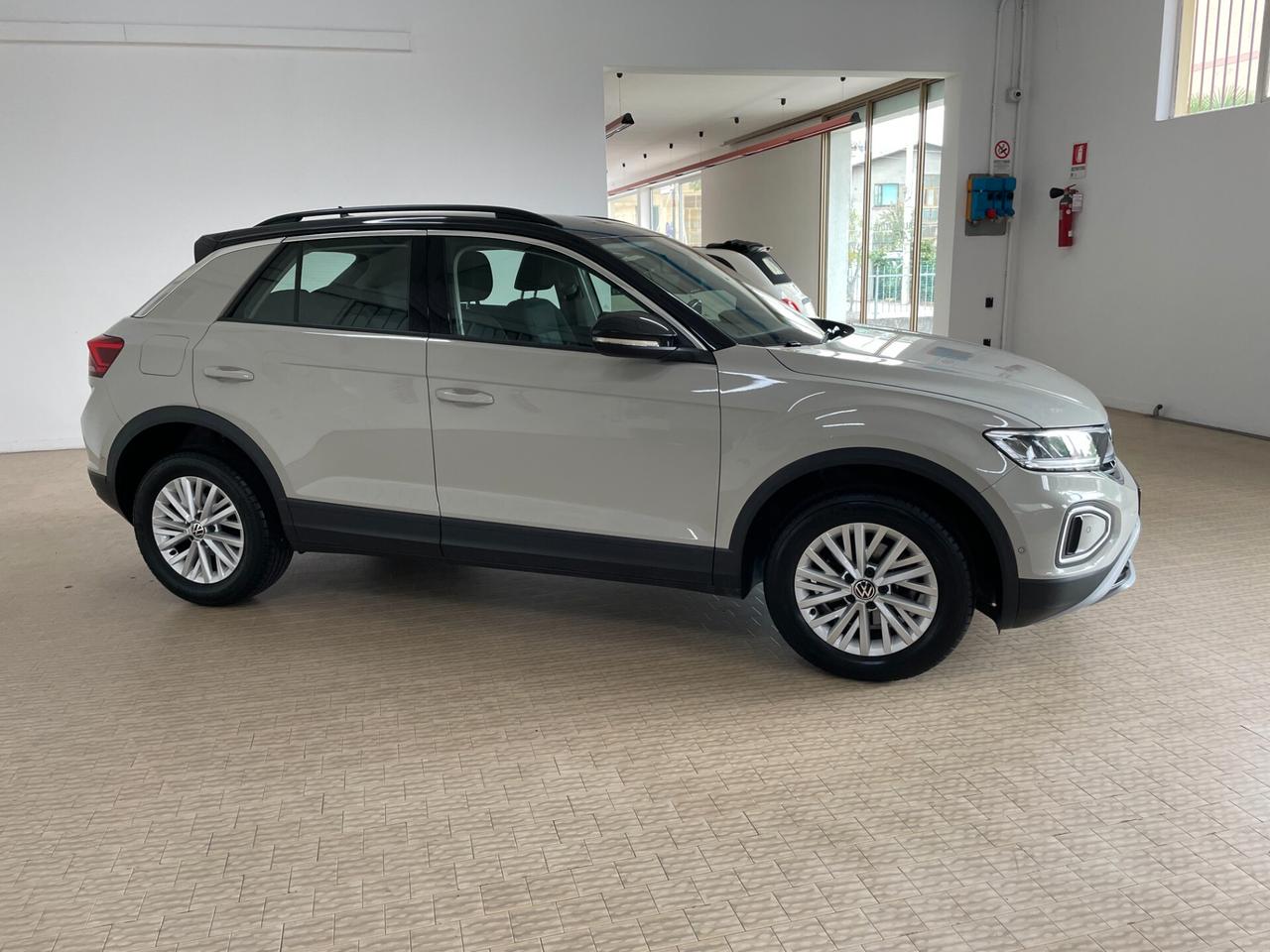 Volkswagen T-Roc 1.0 TSI Life Bicolor