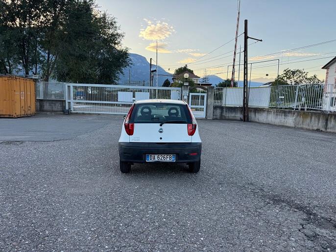 Fiat Grande Punto 1.3 MJT 75 CV 3 porte Dynamic