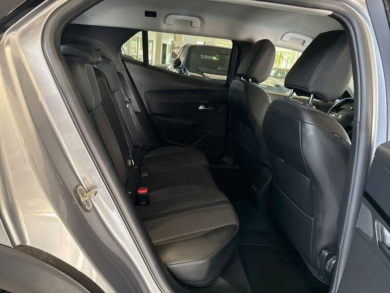 Peugeot 2008 PureTech 100 S&S Allure Pack
