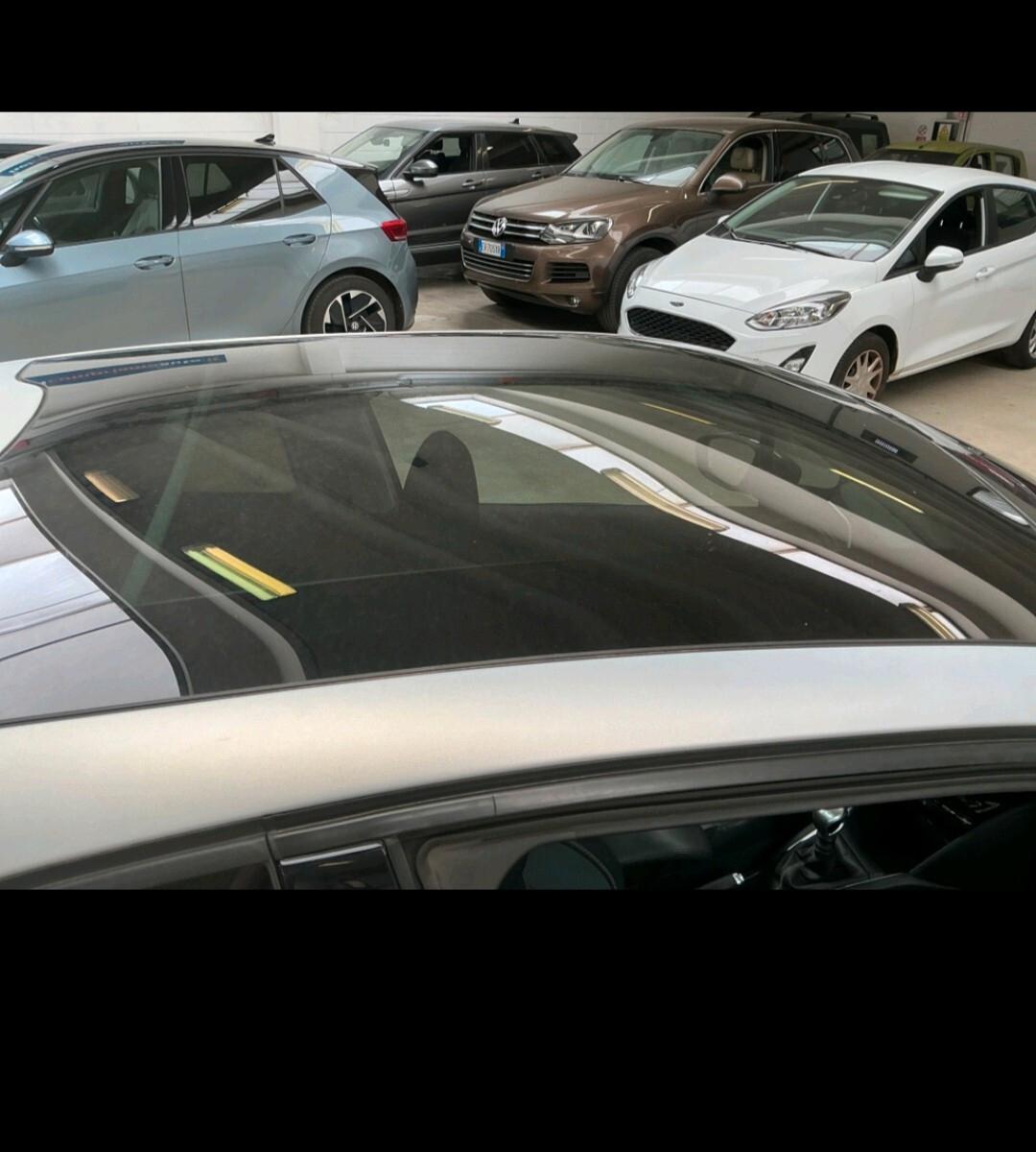 Peugeot 208 1.6 e-HDi 115 CV Stop&Start 3 porte 2013 2013 XY