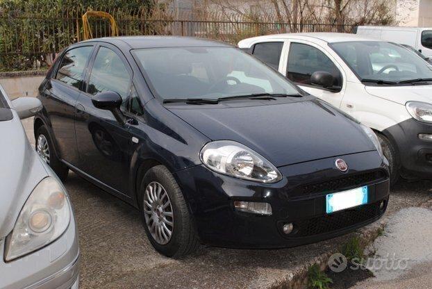 Fiat Punto street