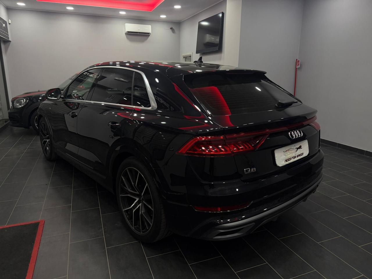 Audi Q8 45 TDI quattro tiptronic Sport