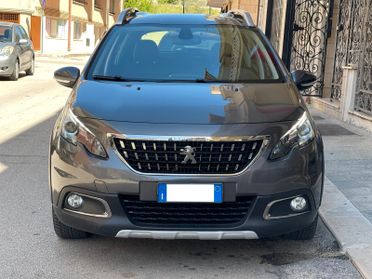 Peugeot 2008 BlueHDi 100CV Allure *FULL*