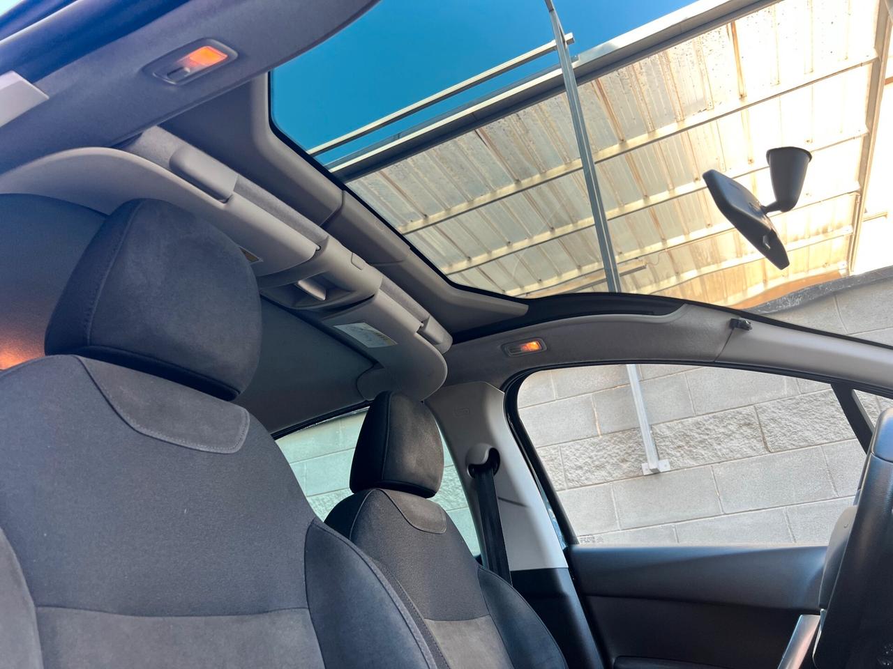 Citroen C3 1.4 75cv Exclusive OK NEOPAT. PDC/CLIMA PERFETTA!