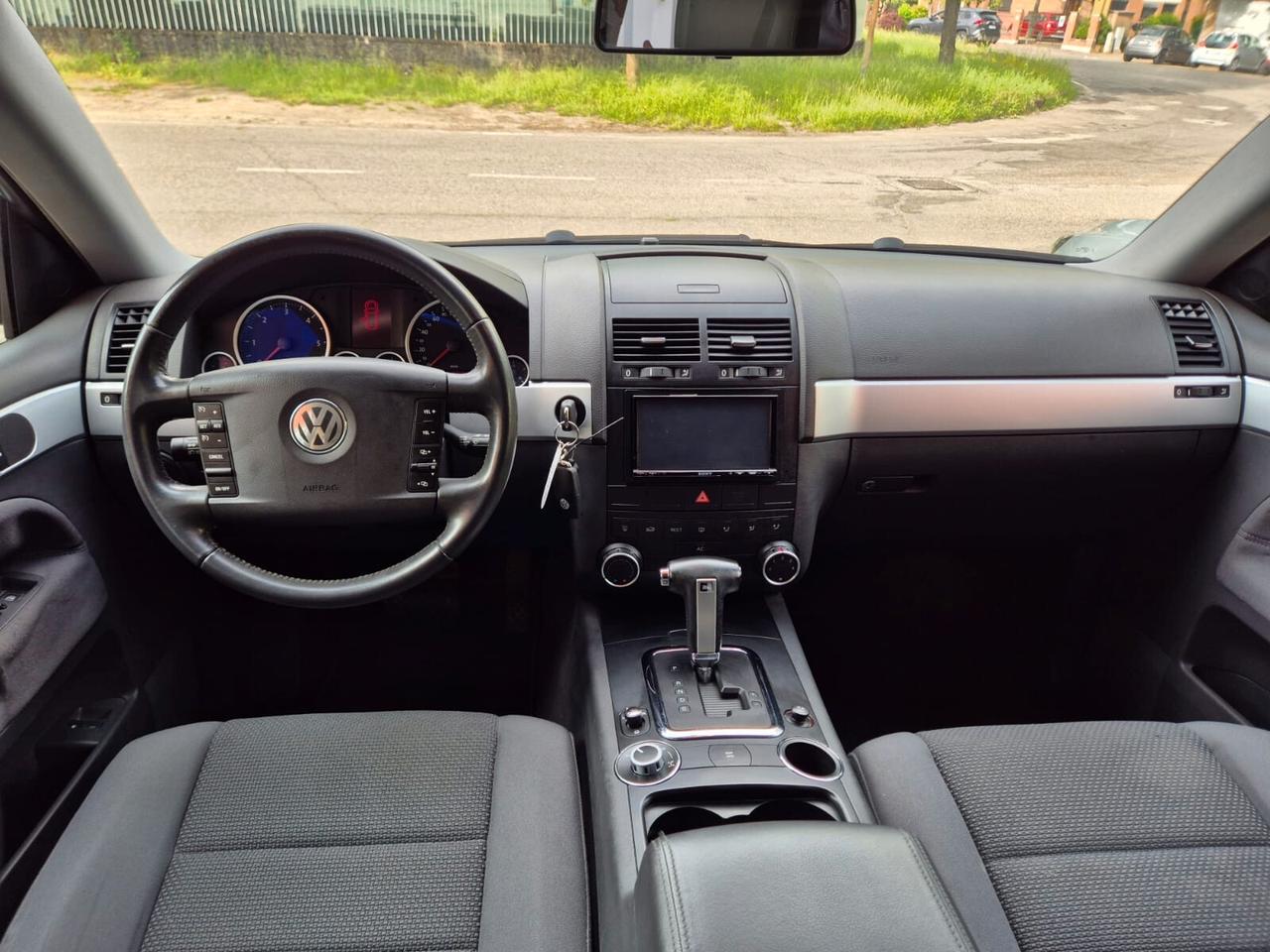 Volkswagen Touareg 2.5 R5 TDI DPF tiptronic Exclusive 92.000 km