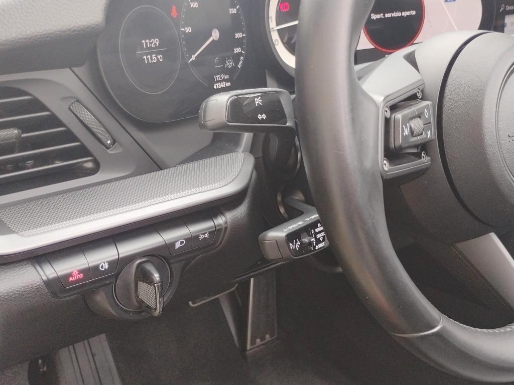 Porsche 911 Cabrio 3.0 Carrera auto