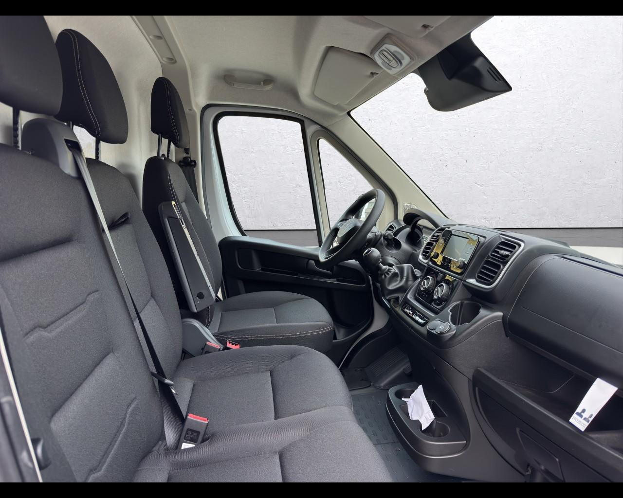 FIAT Ducato Serie 2 Stock My25 Furgone Lastrato 35q Mh2 140cv 2.2 Multijet 3 E