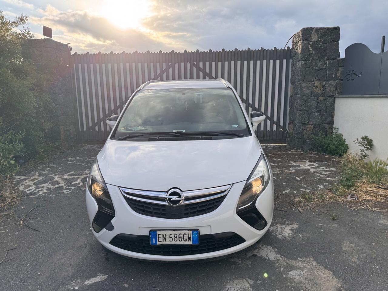 opel zafira 7 posti 2.0 diesel
