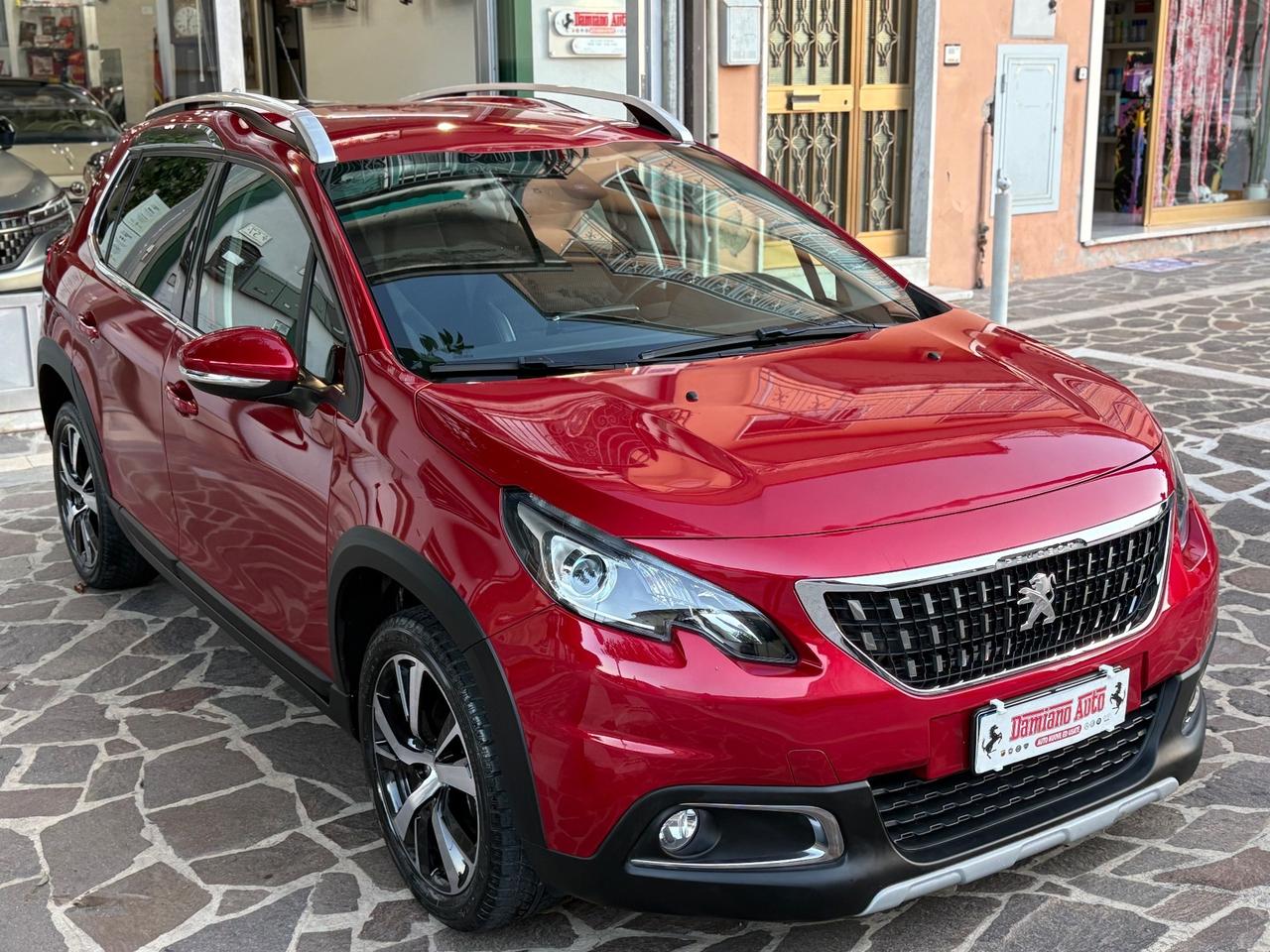 Peugeot 2008 BlueHDi 120 EAT6 Allure FULL/LED/NAV