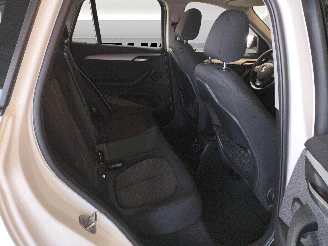 BMW X1 sdrive18i 140cv auto