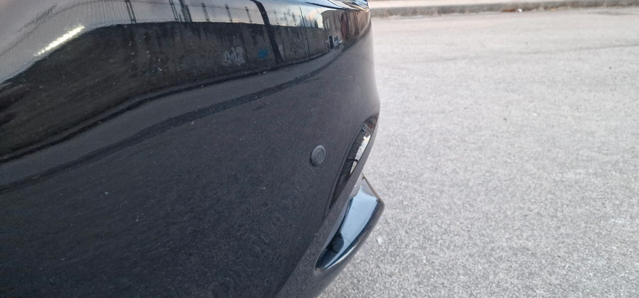 Alfa Romeo Giulietta 1.6 JTDm-2 105 CV Exclusive TOTAL BLACK