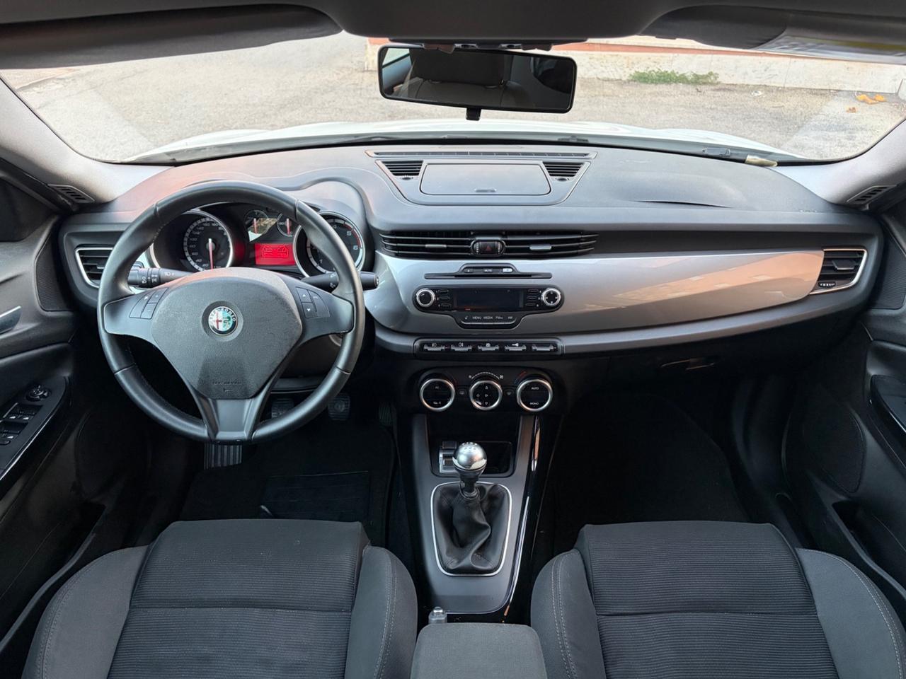 Alfa Romeo Giulietta 1.6 JTDm-2 105 CV Distinctive unico proprietario