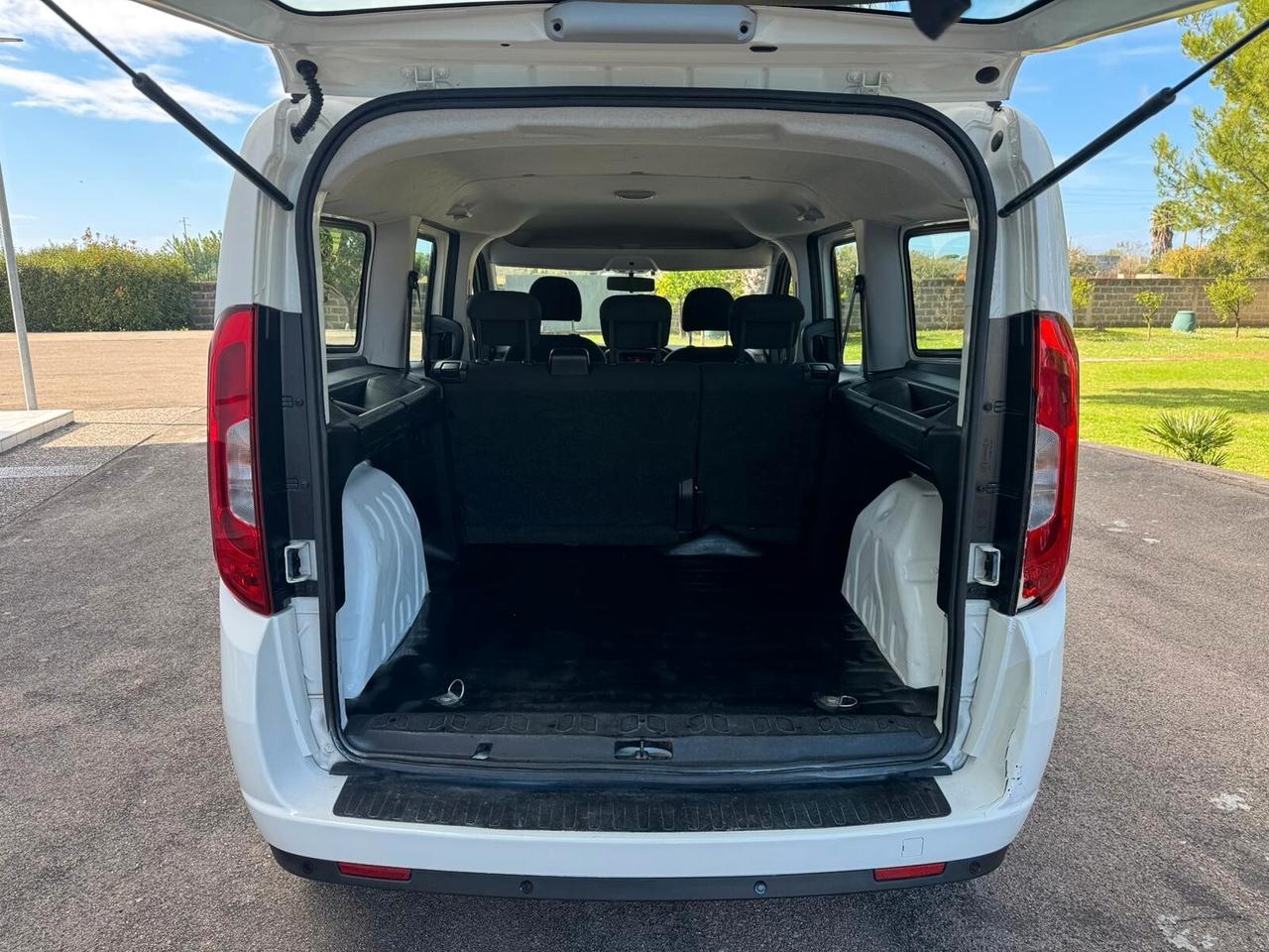 Doblò MAXI AUTOCARRO A POSTI