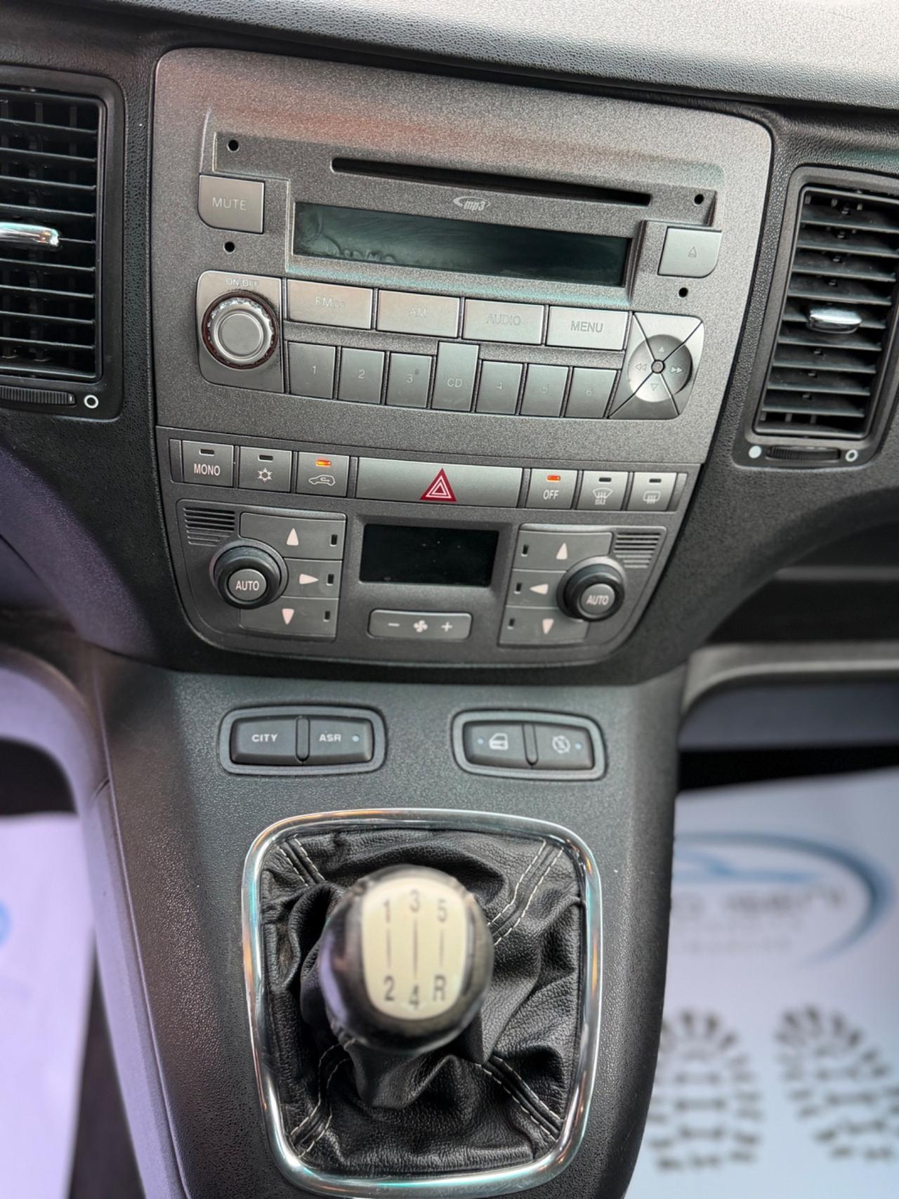 Lancia MUSA 1.3 Mjt 95 CV Gold