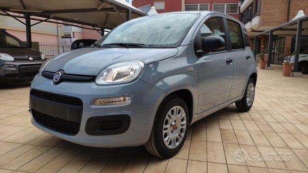 FIAT Panda 1.0 Hybrid/Benz 69 CV MY24