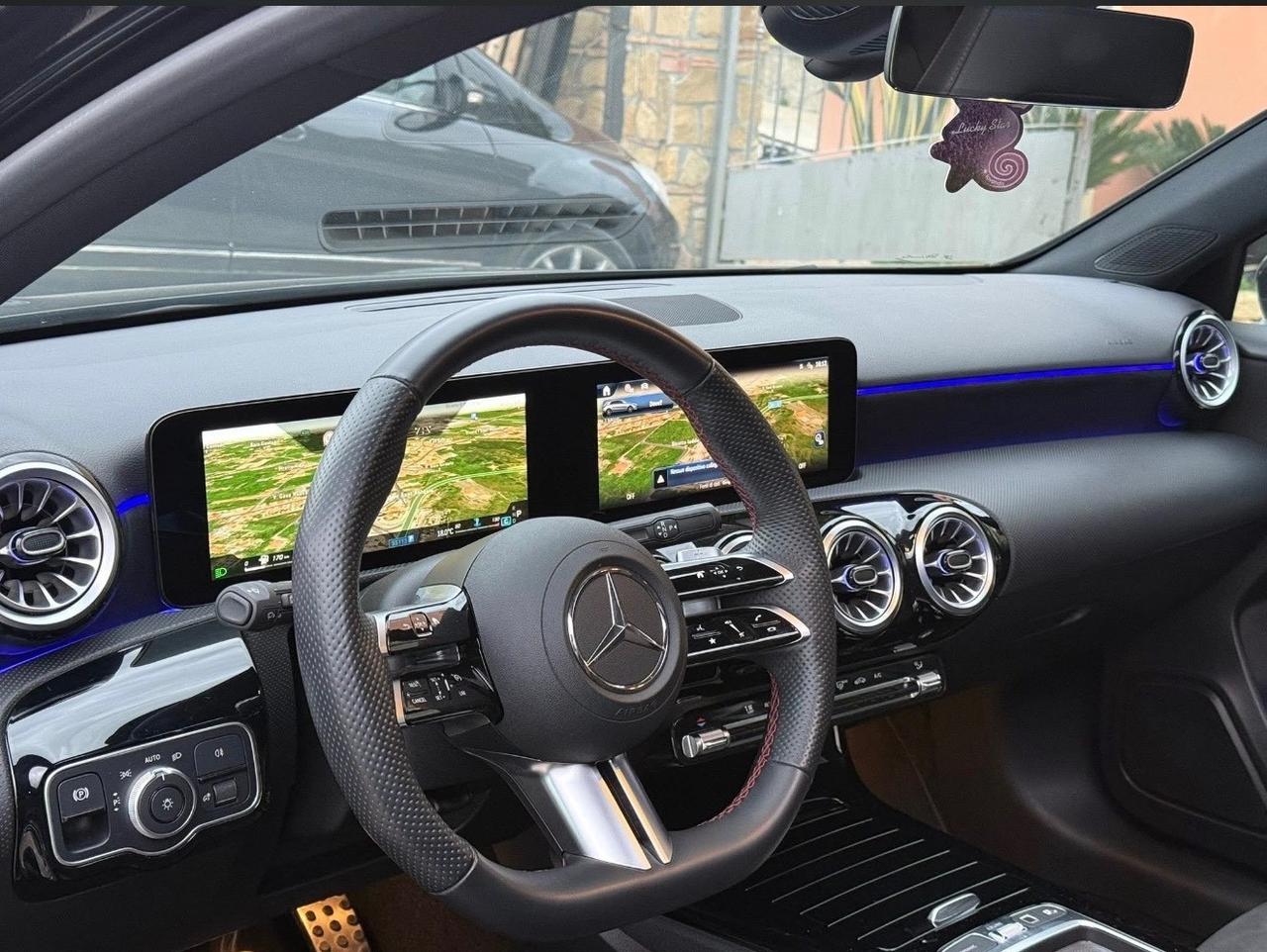 Mercedes-benz A 180 d Automatic AMG Led Tetto Apribile Pelle Navy Camera 360*Bi Xenon