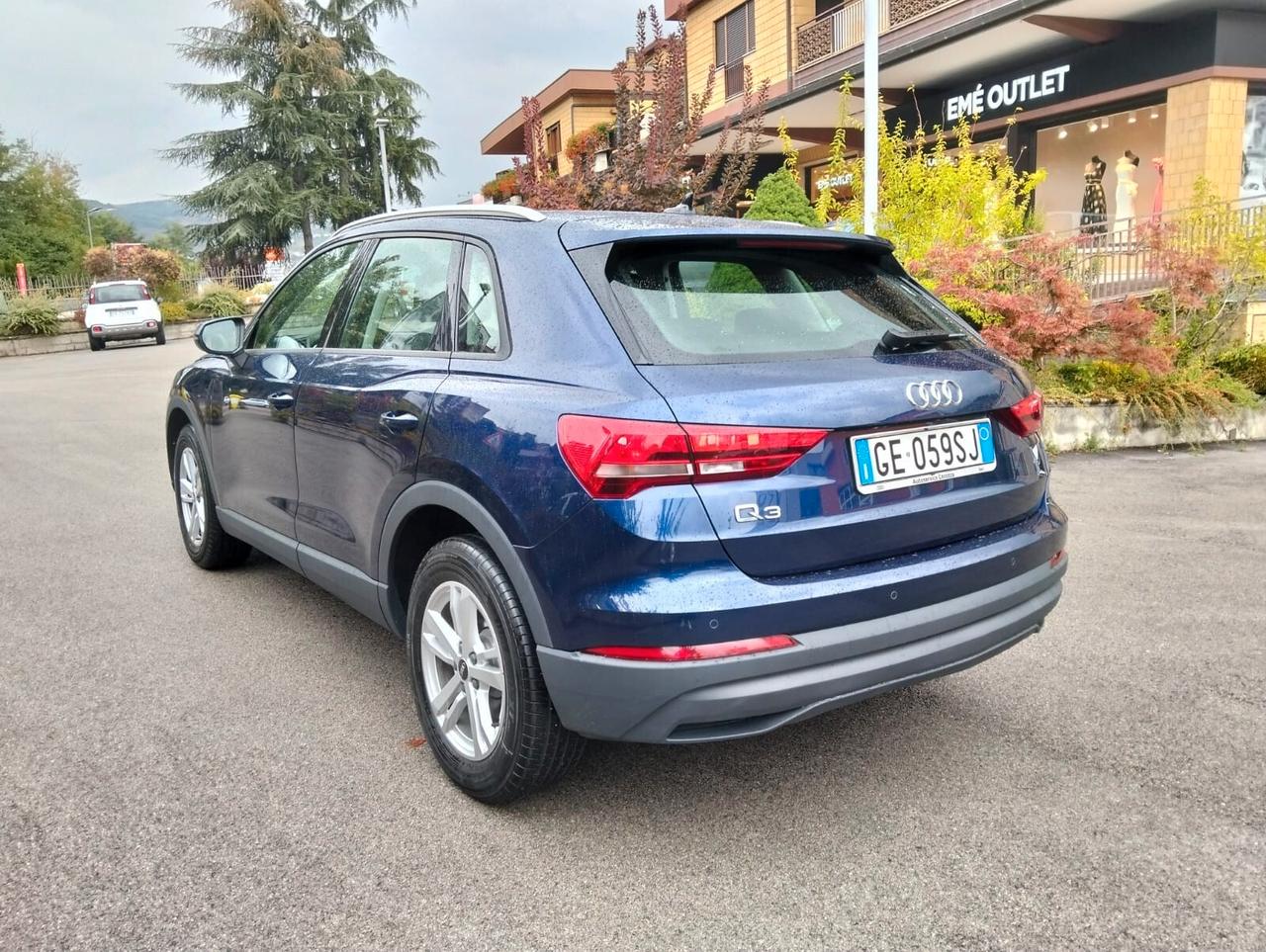 Audi Q3 35 TDI S tronic Business