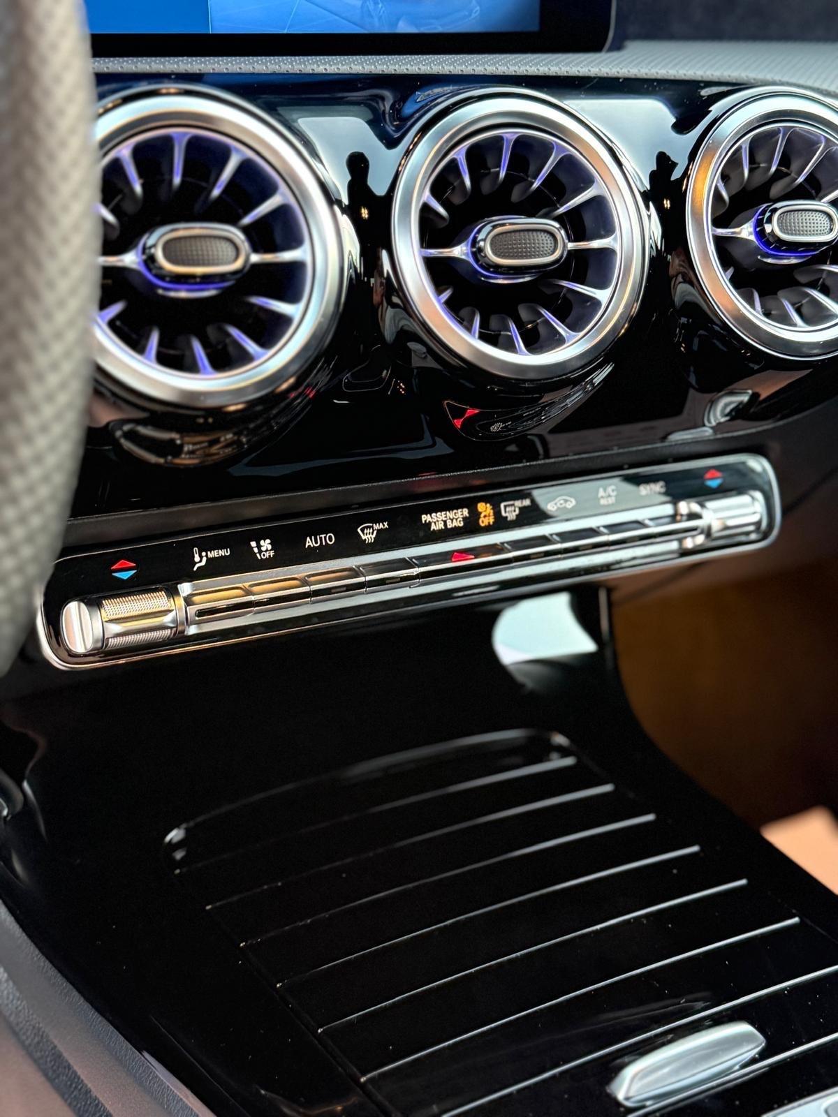 Mercedes-Benz Classe A 180d AMG Line Premium