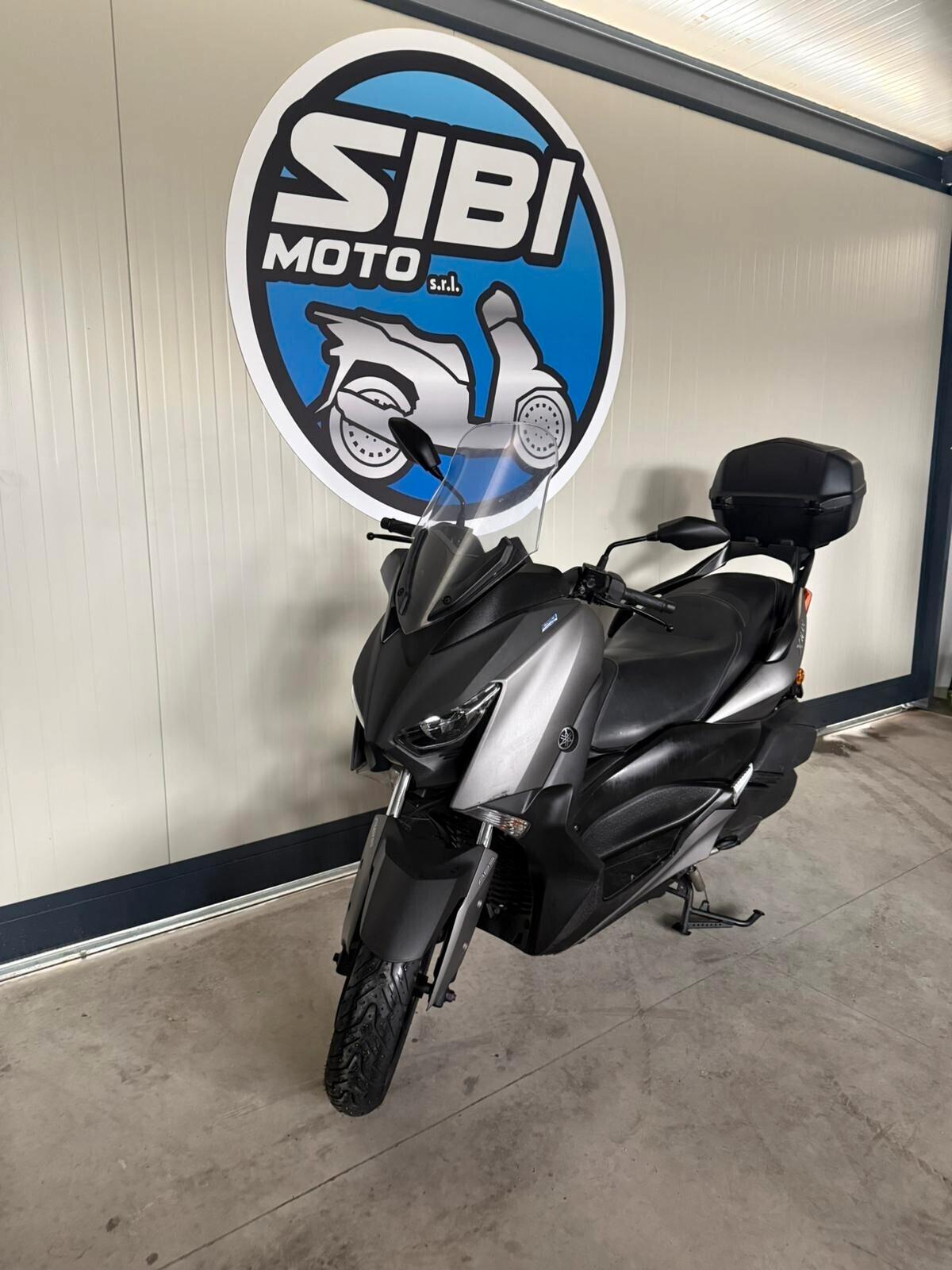 Yamaha X-Max 300