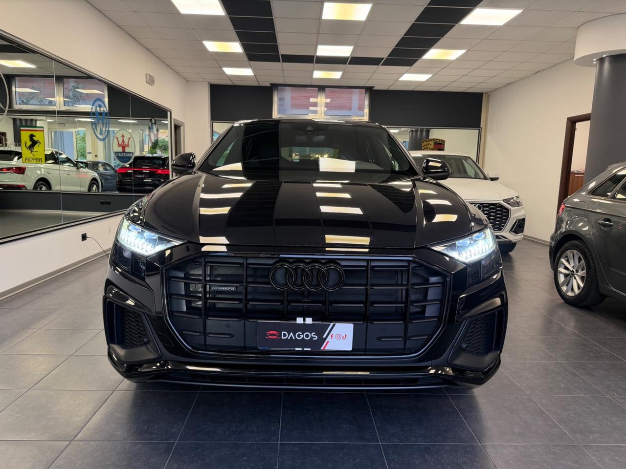 Audi Q8 50 TDI 286 CV quattro S LINE