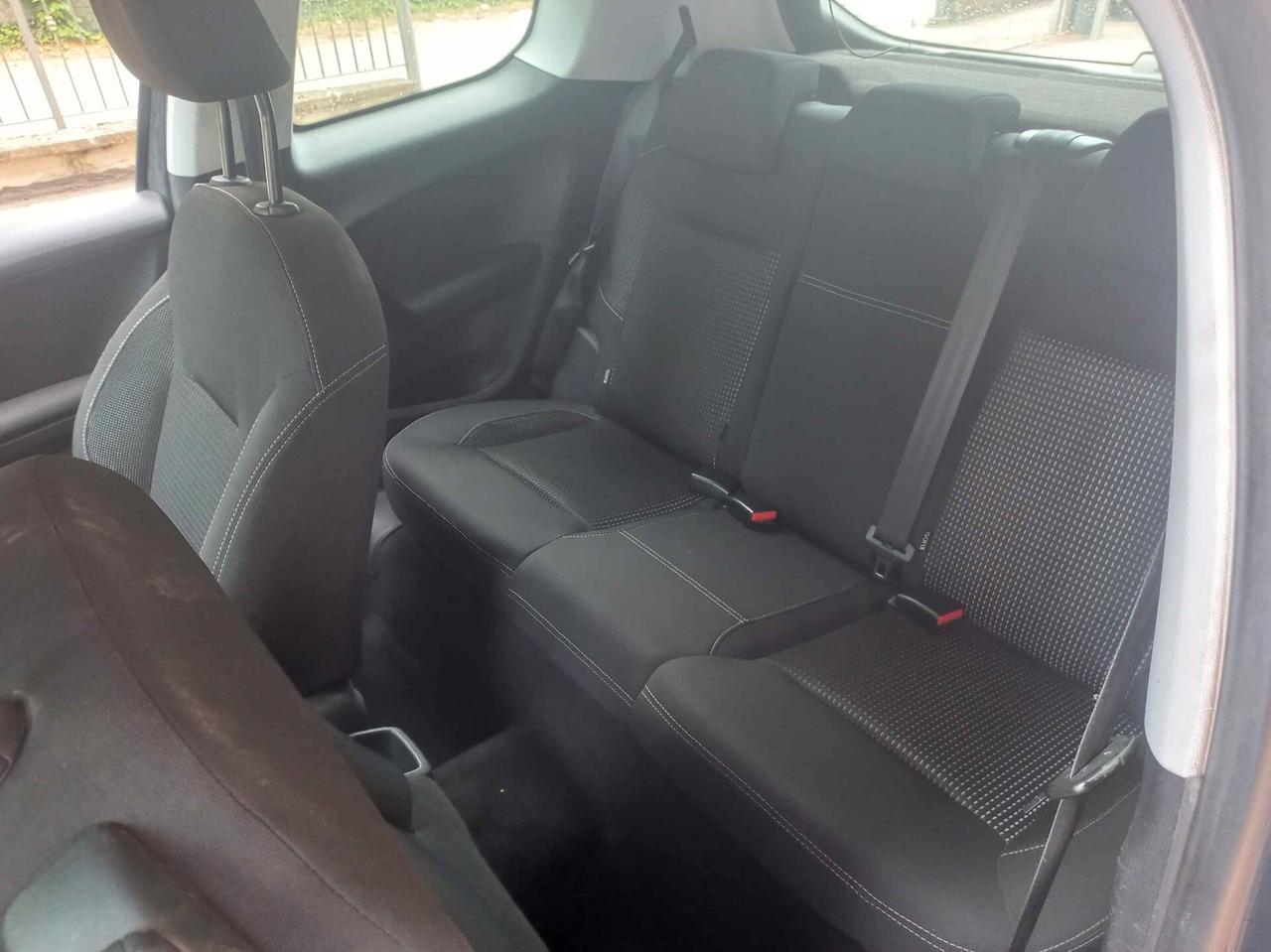 Peugeot 208 PureTech 82 3 porte Active