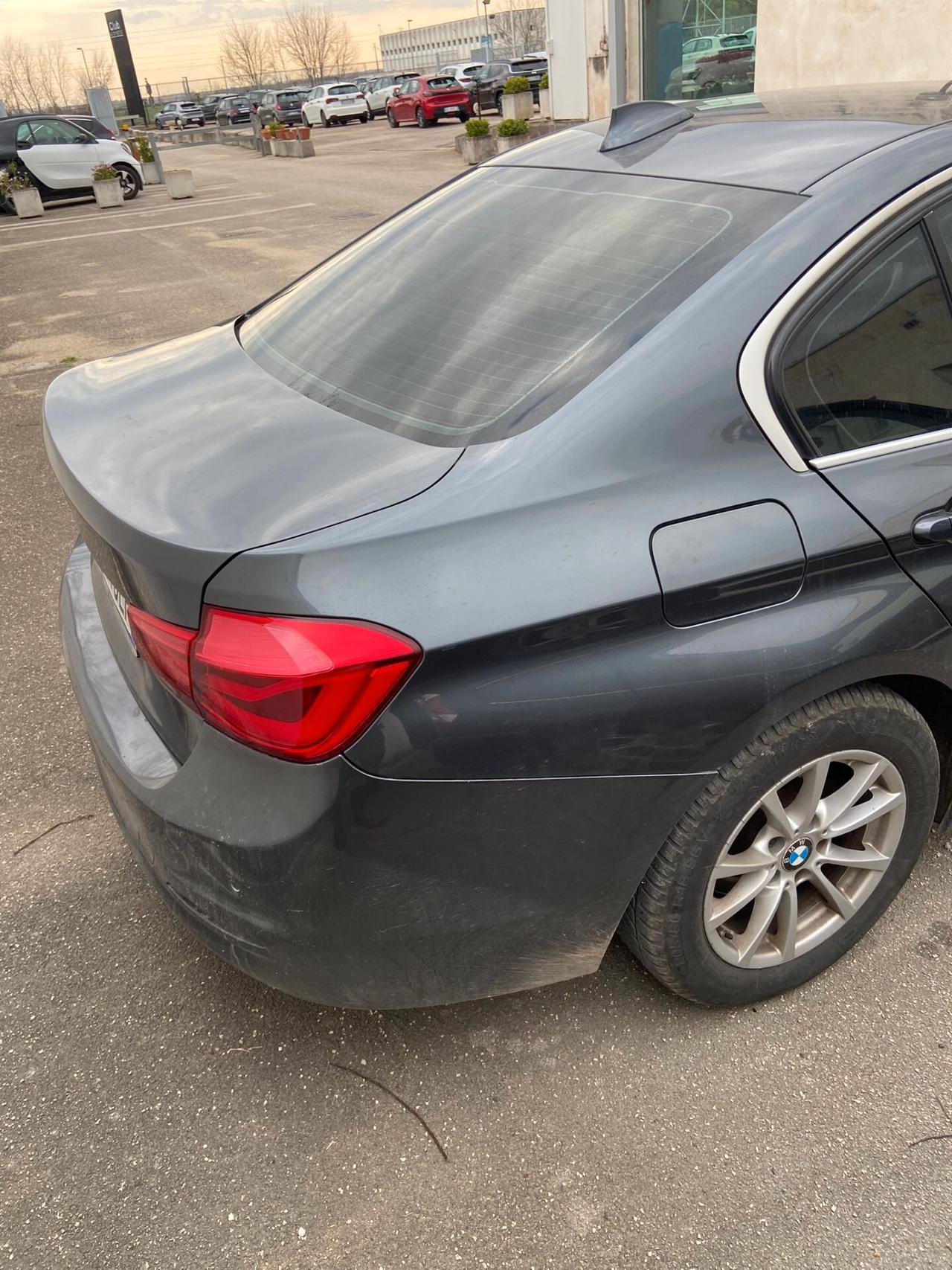 Bmw 316 318d berlina aut. Led