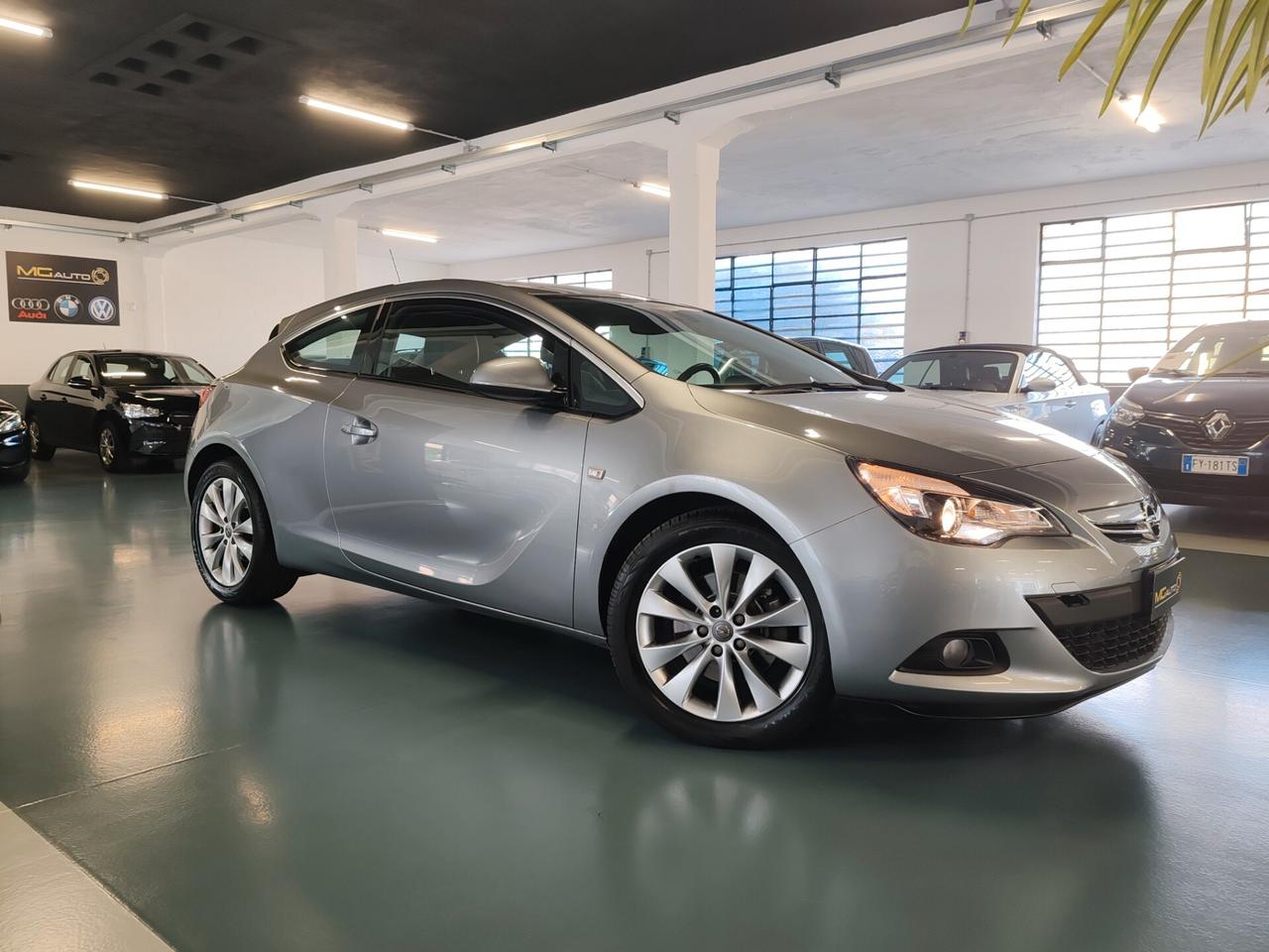Opel Astra GTC 1.7 CDTI 130CV S&S 3 porte Elective