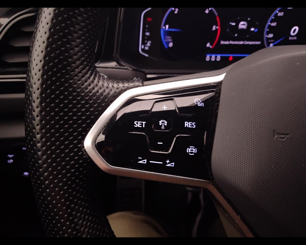 VOLKSWAGEN T-Roc 2022 - T-Roc 2.0 tdi R-Line 115cv