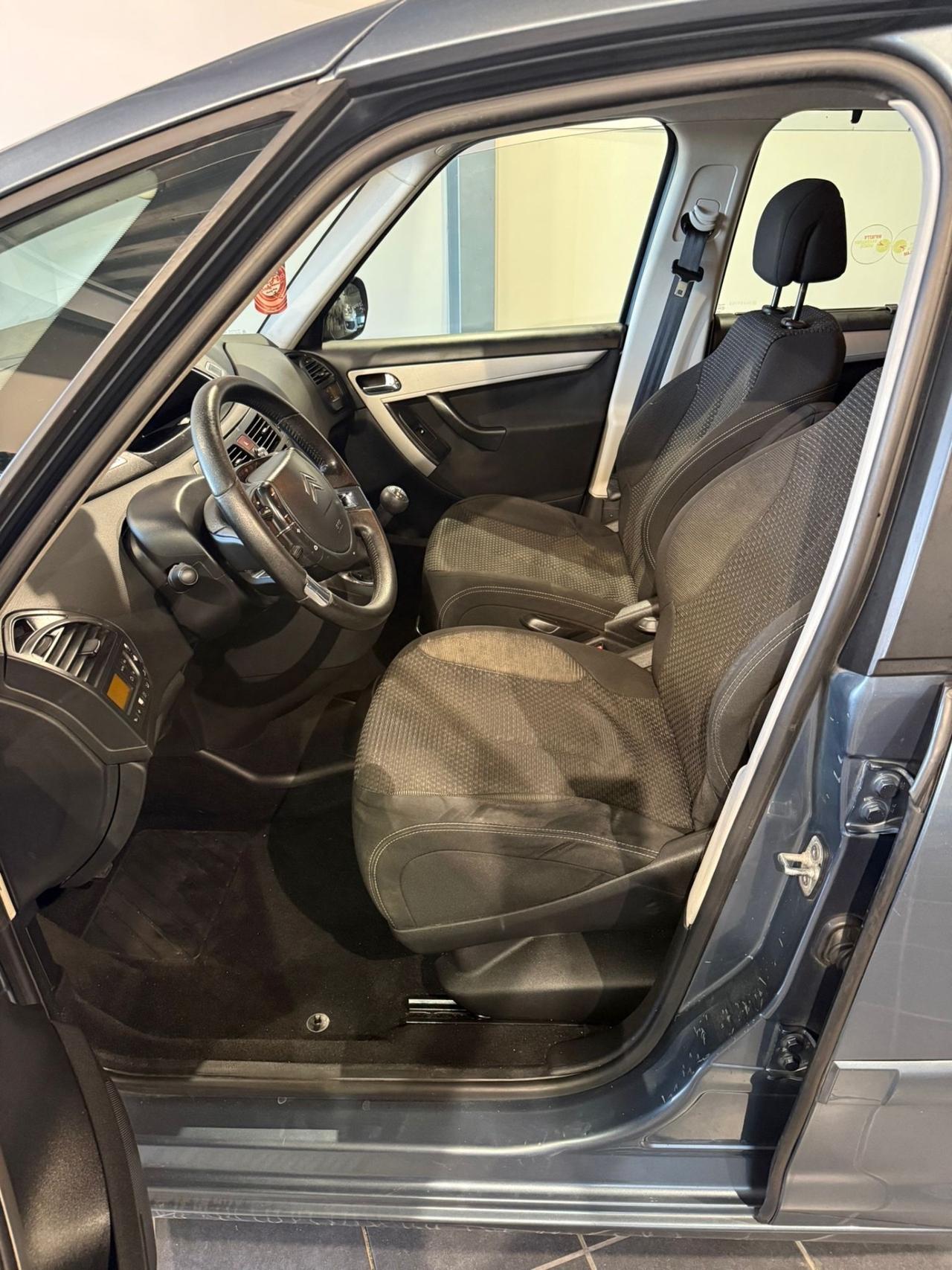 Citroen C4 Picasso 1.6 HDi - 7 POSTI