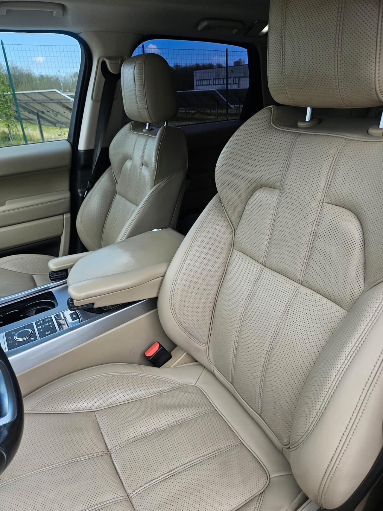 Land Rover Range Sport 3.0 TDV6 HSE