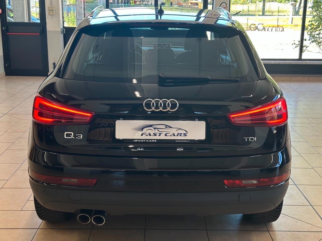 AUDI Q3 2.0TDI BUSINESS 120cv NEOPATENTATI*NAVI*CLIMA*