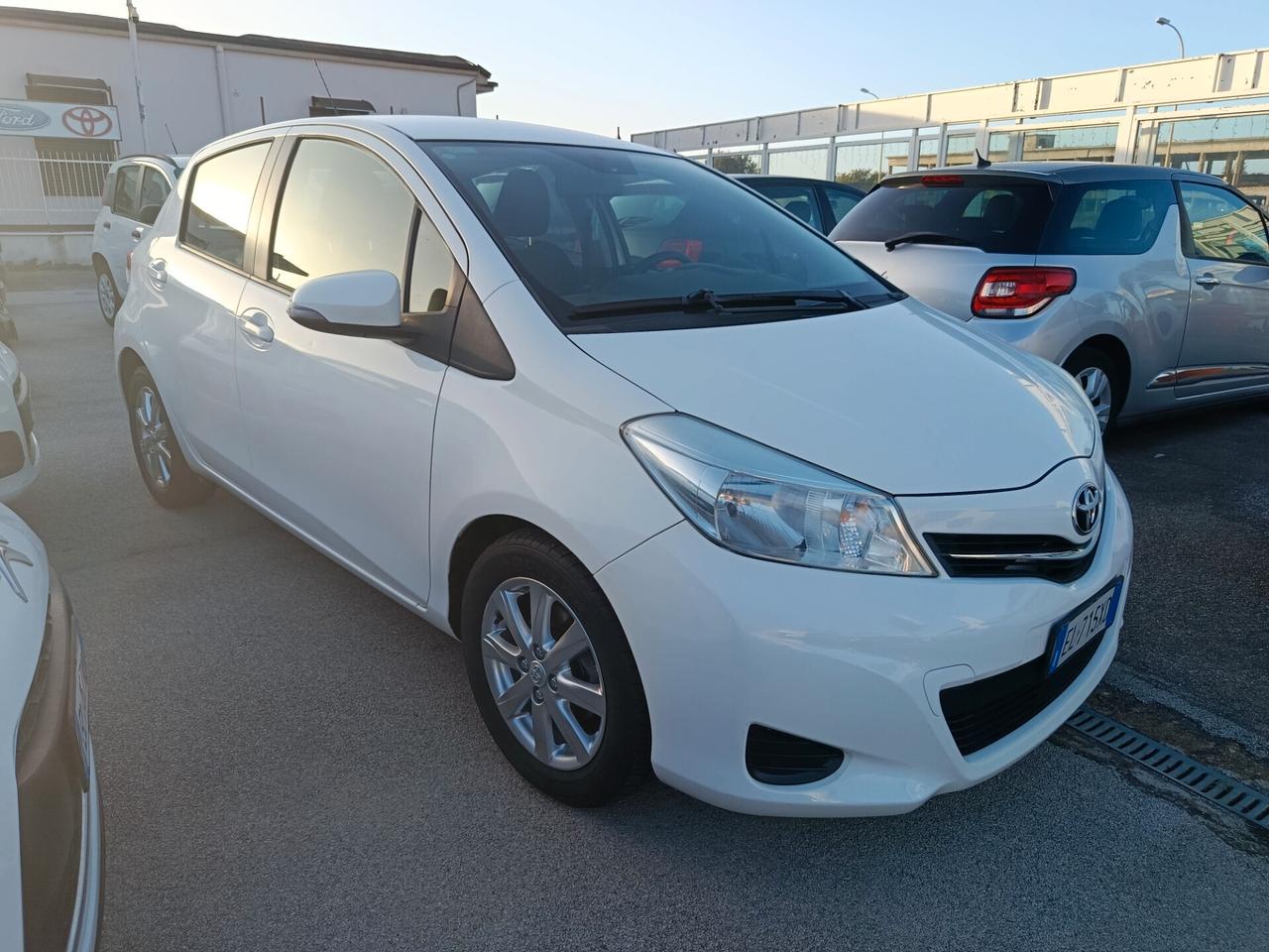 Toyota Yaris 1.4 D-4D Lounge 5 porte