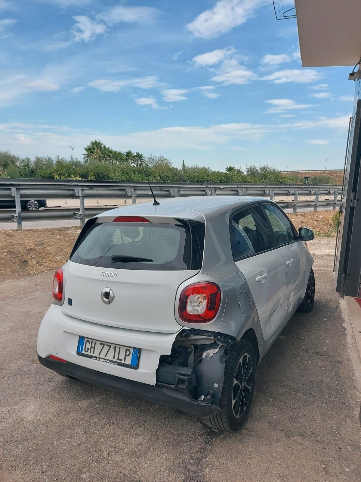 Smart ForFour EQ Passion 453 40.000KM