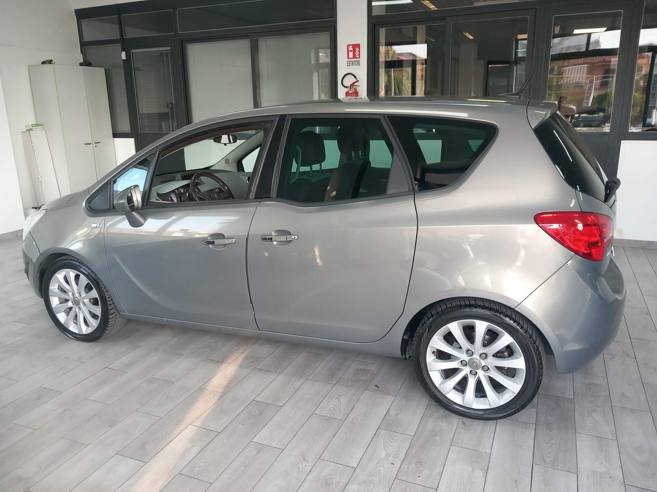 Opel Meriva 1.4 cosmo gpl