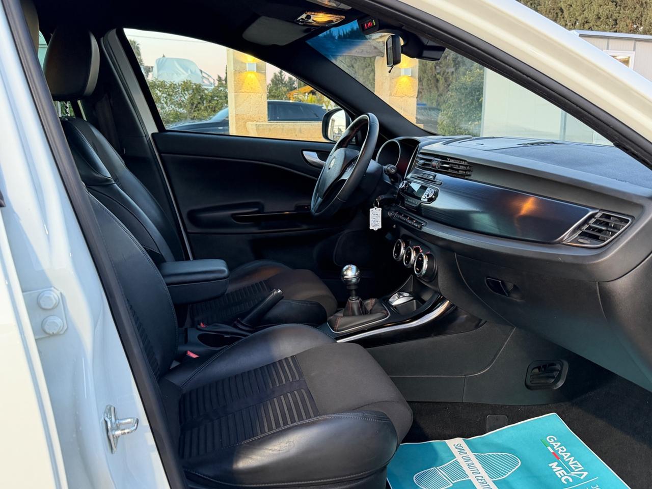 Alfa Romeo Giulietta 1.6 JTDm-2 105 CV Exclusive