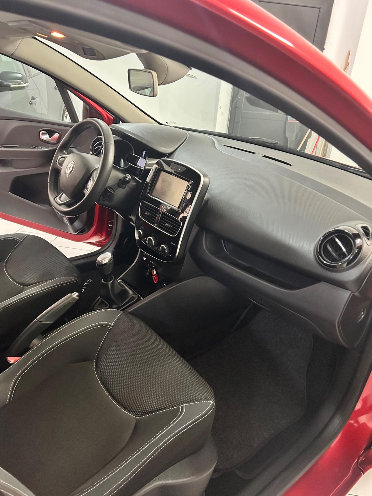 Renault Clio 1.2 75CV *NAVI*LED*Impianto audio